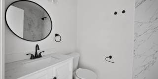 Charming 2BR Townhome in Aurora Gallery 18