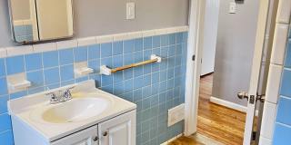 Cloud 9 Apartments - Eastpointe Gallery 11