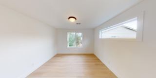 *Contemporary Home, Stylish Luxury, Central Air, Pet Friendly, Fenced Yard Gallery 24
