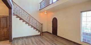 Three Bedroom Town home in Tuscan Hills Gallery 9