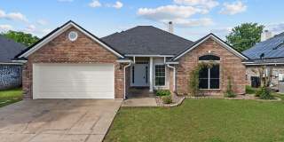 5814 Gold Crest Gallery 1