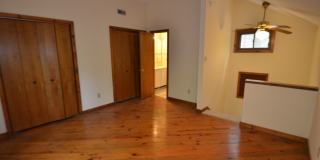 Charming 2 Bed / 2 Bath Home in Prime Chapel Hill Location Gallery 17