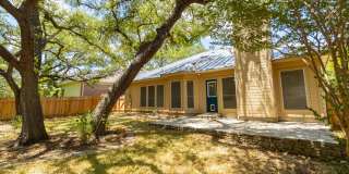 4 bedroom, 2 bathroom home in South Austin! 4 bedroom, 2 bathroom home in South Austin! Gallery 34