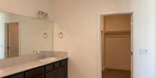 2434 Urdaneta Way Gallery 36