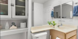 2 Bedroom Condo in Fashion Valley Gallery 21