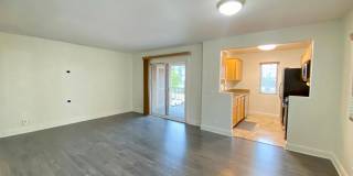 Spacious Two Bedroom featuring Ensuite Bathrooms! TWO ASSIGNED PARKING SPACES! Air Conditioning Included! Gallery 3