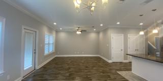 8461 Laredo Street Gallery 25