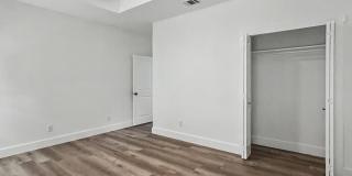 Modern 3-Bedroom Home Near Downtown Gallery 14