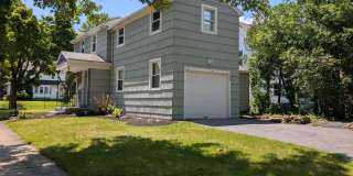 Single Family , (3) bedroom Home in the heart of College Town, (1) bath and (1) Powder Room! Gallery 4