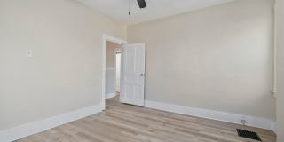 113 Johnston Avenue Gallery 13