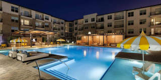 2000 Plateau Vista Blvd Gallery 1