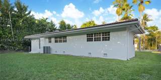 52 Camden Dr Gallery 8