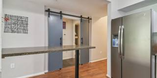 2440 W HORATIO STREET Gallery 2