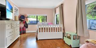 7521 SW 63rd Ct Gallery 25