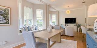 ****DOWNTOWN NAPLES*** SEASONAL***BEAUTIFUL VILLAS NAPOLI****NOW AVAILABLE*** Gallery 52