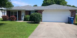 3 bdrm, 2 bath, 2 car garage House For Rent Gallery 1
