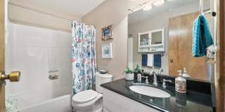 Fully Furnished View Condo Gallery 13
