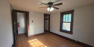 Kent 3 bedroom 1 bath Single Family Home Gallery 12