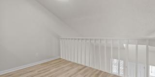 Beachfront 2BR/2BA Condo with Water Views in Norfolk – Water Included Gallery 13