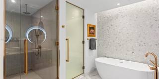 2678 Tigertail Avenue Gallery 16