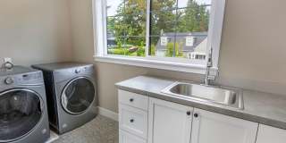 Location, Location, Location! Beautiful 3 Bedroom Townhome in First Addition!!!! Location, Location, Location! Beautiful 3 Bedroom Townhome in First Addition!!!! Gallery 24