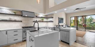 80504 Pebble Beach Gallery 17