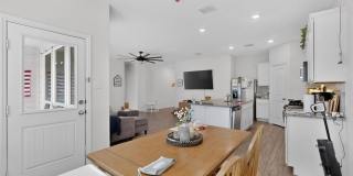 423 Pepperbark Avenue Gallery 17