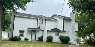 Fully Furnished Charming House on Lake Mexia Gallery 1