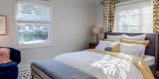 Shorewood Gallery 36