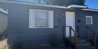 Pet-Friendly 1-Bedroom House Gallery 1