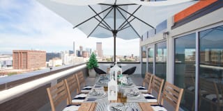 1000 Grant Gallery 6