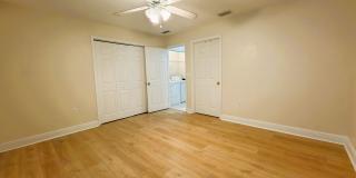 SPACIOUS 3/3 , Open Floor Plan, Vaulted Ceilings, New Paint and New Plank Floors, and W/D! $1500/month Avail Now! Gallery 11