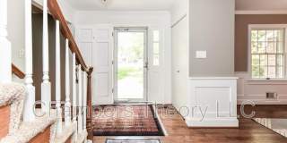 8504 Shadeway Place Gallery 2