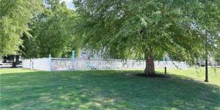 202 Lakeview Cove Gallery 27