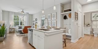 Matthews Square Apartments Gallery 2