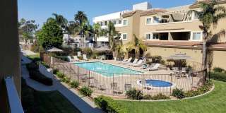 Gorgeous 3rd floor Corner Unit 3Bed/2Bath in Oceanside Gallery 1