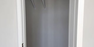 Spacious 3BR, 2 Car Garage Townhome in Raleigh Gallery 6