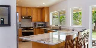 984 Waiholo St. Gallery 4