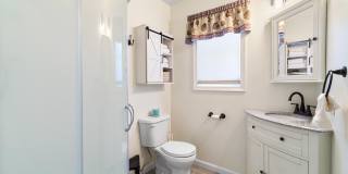 700 N Surrey Ave Gallery 17