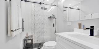 3600 N Lake Shore Dr Gallery 4