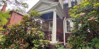 Beautiful Townhome - Highland Park Beautiful Townhome - Highland Park Gallery 1