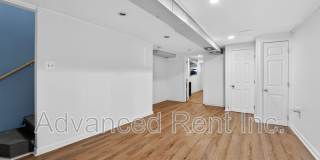 611 Grundy Street Gallery 23