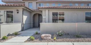 Ivory Town Home in Escondido Community! Gallery 1