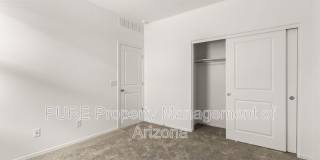 17614 W Oberlin Way Gallery 15