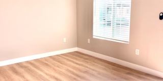 The Grand at South O' Gallery 13