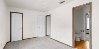 Greenbrier Living Near Shopping, Dining & Major Chesapeake Conveniences at this COMPLETELY REHABBED 2BR, 1.5BA Townhouse! Gallery 19