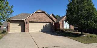 Welcome to your beautiful 3 bedroom home in the Battle Creek golf community! Gallery 1