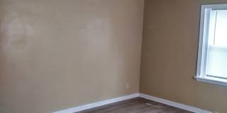 Large Home with Attached Garage Gallery 6