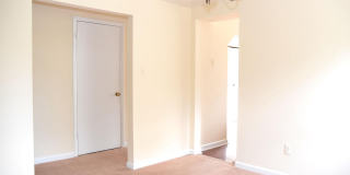 508 E WINDSOR Avenue Gallery 6