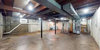 NEW RENTAL! Gallery 18